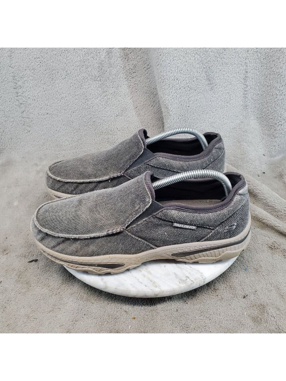 Skechers Shoes Mens Size 8.5 Creston Moseco Gray Textile Slip On Loafers *Read*